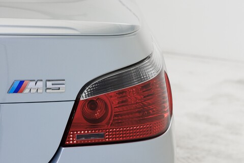 BMW 5 Series M5 55