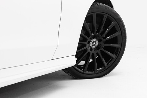 Mercedes-Benz C Class C 220 D AMG LINE 9
