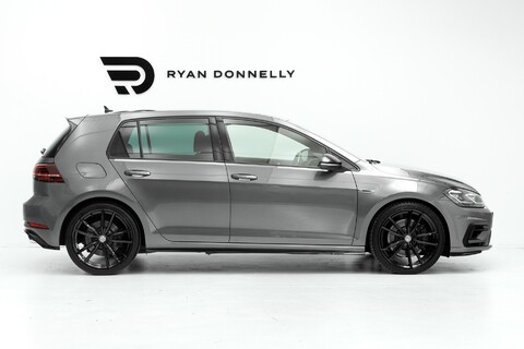 Volkswagen Golf R TSI DSG 4
