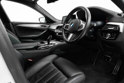 BMW 5 Series 520D M SPORT 10