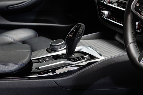 BMW 5 Series 520D M SPORT 14