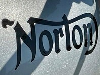 Norton Commando 961 SPORT 7