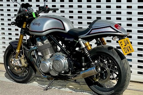 Norton Commando 961 SPORT 11