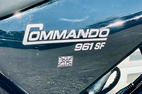 Norton Commando 961 SPORT 28