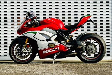 Ducati Panigale V4 PANIGALE V4 SPECIALE 8