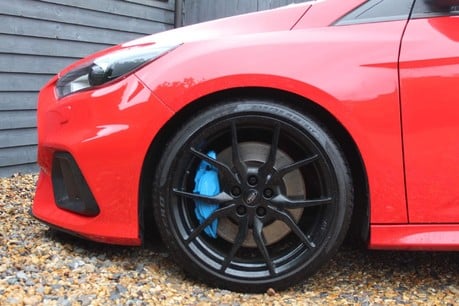 Ford Focus RS RED EDITION 14