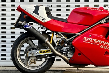 Ducati 888 900 SP V 4