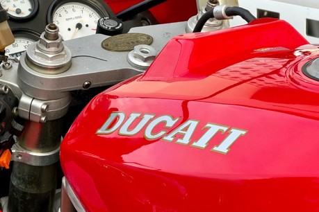 Ducati 888 900 SP V 9