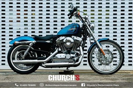 Harley-Davidson Sportster 1200 SEVENTY TWO 1