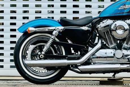 Harley-Davidson Sportster 1200 SEVENTY TWO 11
