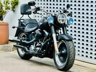 Harley-Davidson Softail 1690 FLSTFB Fat Boy Special 15
