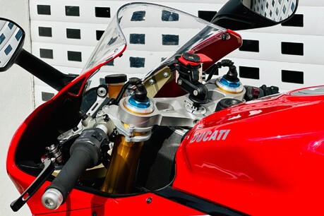 Ducati 1199 Panigale 1199 PANIGALE S ABS 31