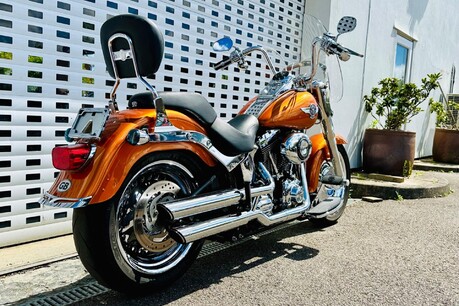 Harley-Davidson Softail 1690 FLSTF Fat Boy 10