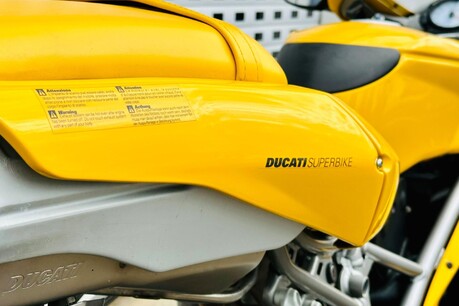 Ducati 749 749 S - ONE OWNER! 21