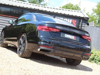 Audi A5 TDI S LINE BLACK EDITION MHEV 18