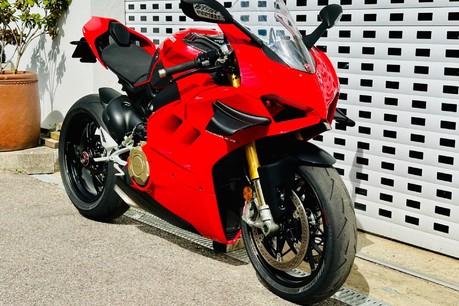 Ducati Panigale V4S PANIGALE V4 S 9