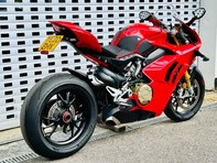 Ducati Panigale V4S PANIGALE V4 S 10