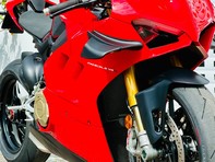 Ducati Panigale V4S PANIGALE V4 S 18