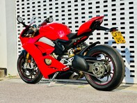 Ducati Panigale V4S PANIGALE V4 S 14