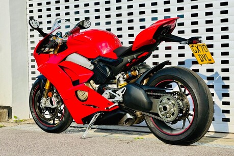 Ducati Panigale V4S PANIGALE V4 S 14