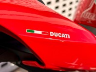 Ducati Panigale V4S PANIGALE V4 S 33