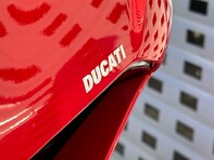 Ducati Panigale V4S PANIGALE V4 S 27