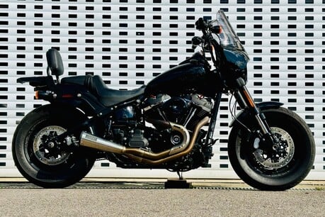 Harley-Davidson Softail 1870 Fat Bob 114 (Black) 1