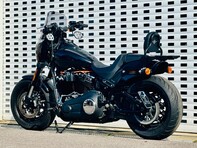 Harley-Davidson Softail 1870 Fat Bob 114 (Black) 3