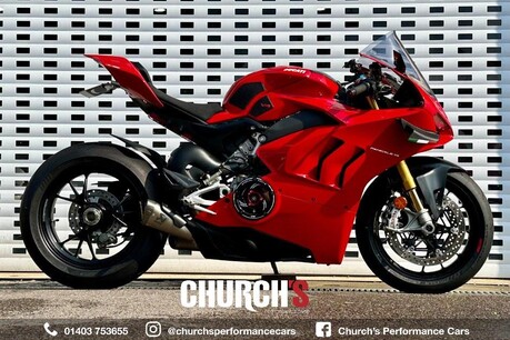 Ducati Panigale V4S PANIGALE V4 S 1