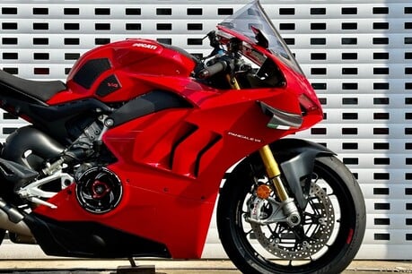 Ducati Panigale V4S PANIGALE V4 S 5