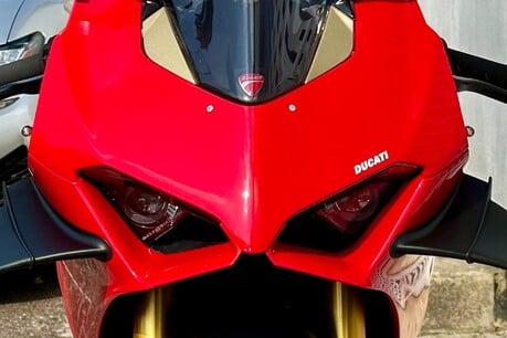 Ducati Panigale V4S PANIGALE V4 S 9