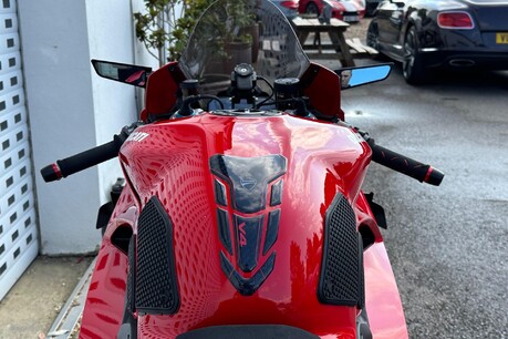 Ducati Panigale V4S PANIGALE V4 S 11