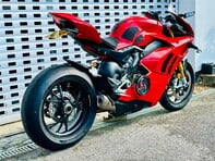 Ducati Panigale V4S PANIGALE V4 S 32