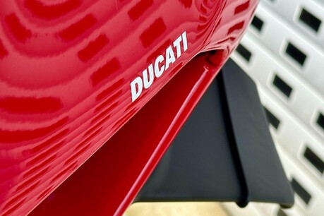 Ducati Panigale V4S PANIGALE V4 S 38