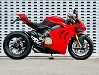 Ducati Panigale V4S PANIGALE V4 S 1