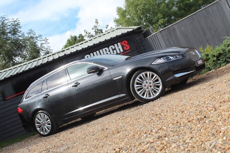 Jaguar XF D PORTFOLIO SPORTBRAKE 1