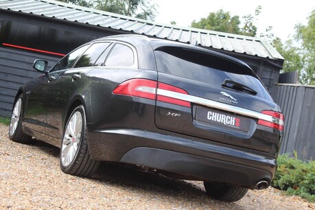 Jaguar XF D PORTFOLIO SPORTBRAKE 15