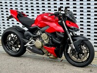 Ducati Streetfighter V4 STREETFIGHTER V4 30