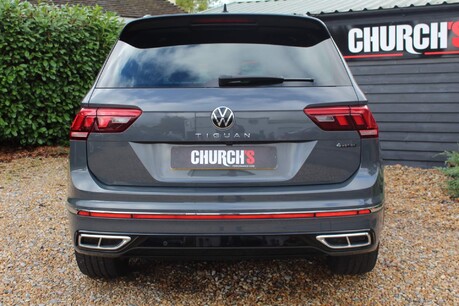 Volkswagen Tiguan R-LINE TDI 4MOTION DSG 9