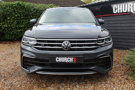 Volkswagen Tiguan R-LINE TDI 4MOTION DSG 24