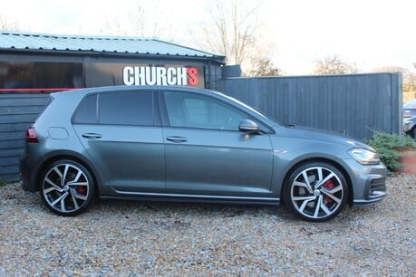 Volkswagen Golf GTI PERFORMANCE TSI DSG 8