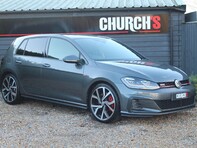 Volkswagen Golf GTI PERFORMANCE TSI DSG 12