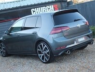 Volkswagen Golf GTI PERFORMANCE TSI DSG 13