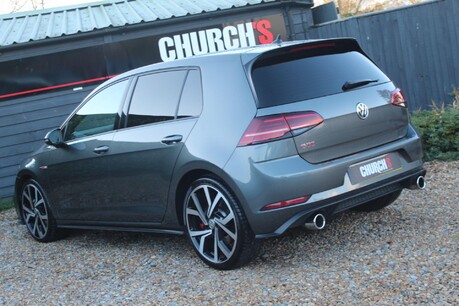 Volkswagen Golf GTI PERFORMANCE TSI DSG 13