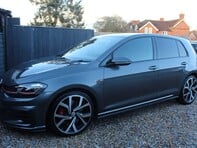 Volkswagen Golf GTI PERFORMANCE TSI DSG 17