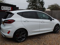 Ford Fiesta 1.5T EcoBoost ST-3 Euro 6 (s/s) 5dr 9