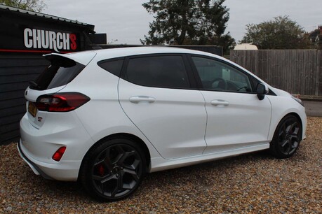 Ford Fiesta 1.5T EcoBoost ST-3 Euro 6 (s/s) 5dr 9