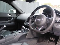 Audi R8 4.2 FSI V8 S Tronic quattro Euro 5 2dr 7