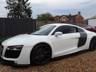 Audi R8 4.2 FSI V8 S Tronic quattro Euro 5 2dr 15