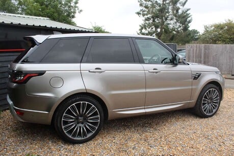 Land Rover Range Rover Sport 3.0 SD V6 Autobiography Dynamic Auto 4WD Euro 6 (s/s) 5dr 11